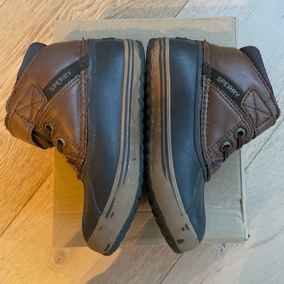 Sperry toddler boots - Picture 9 of 10